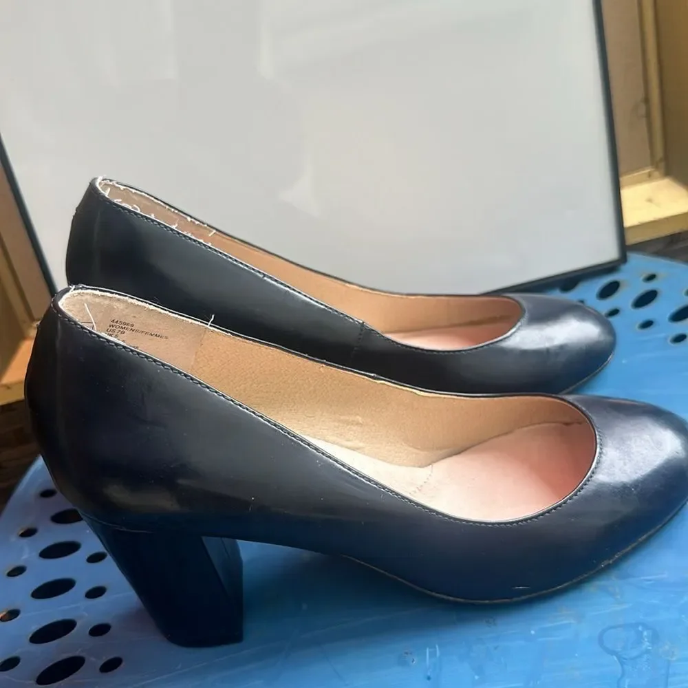 Lands End heels size 7
